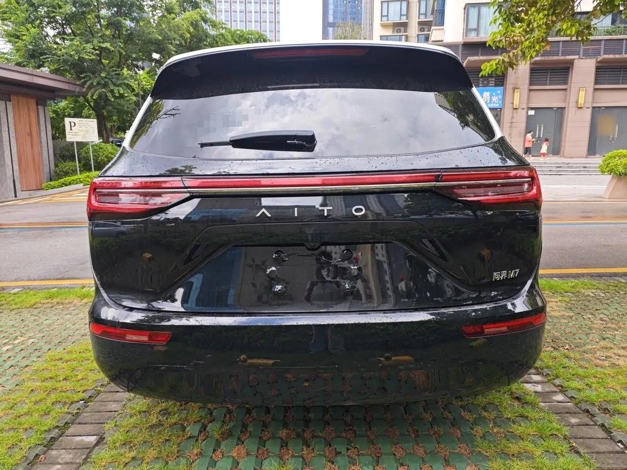 Hima AITO M7 2024 1.5T Rear-Drive Plus Version 5 Seats — миниатюра 5