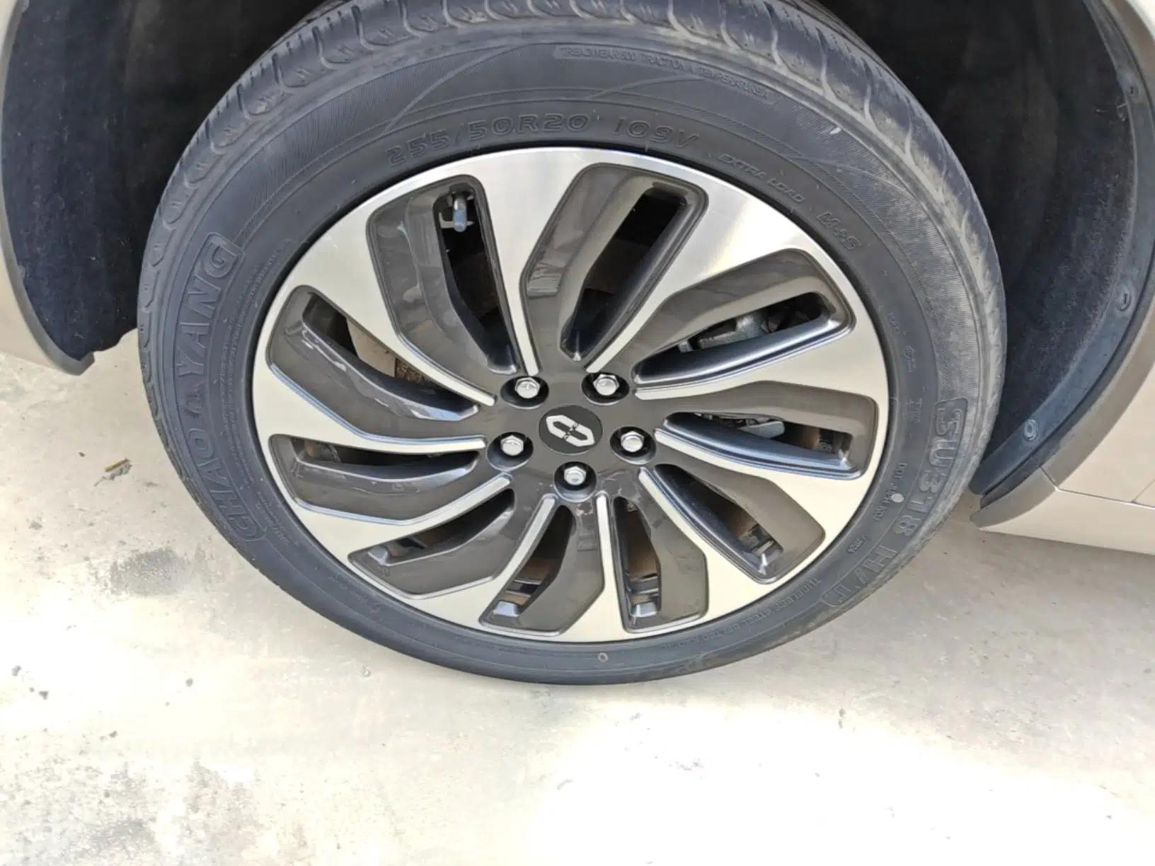 Hima AITO M7 2022 1.5T Rear-Drive Comfort Edition — миниатюра 11