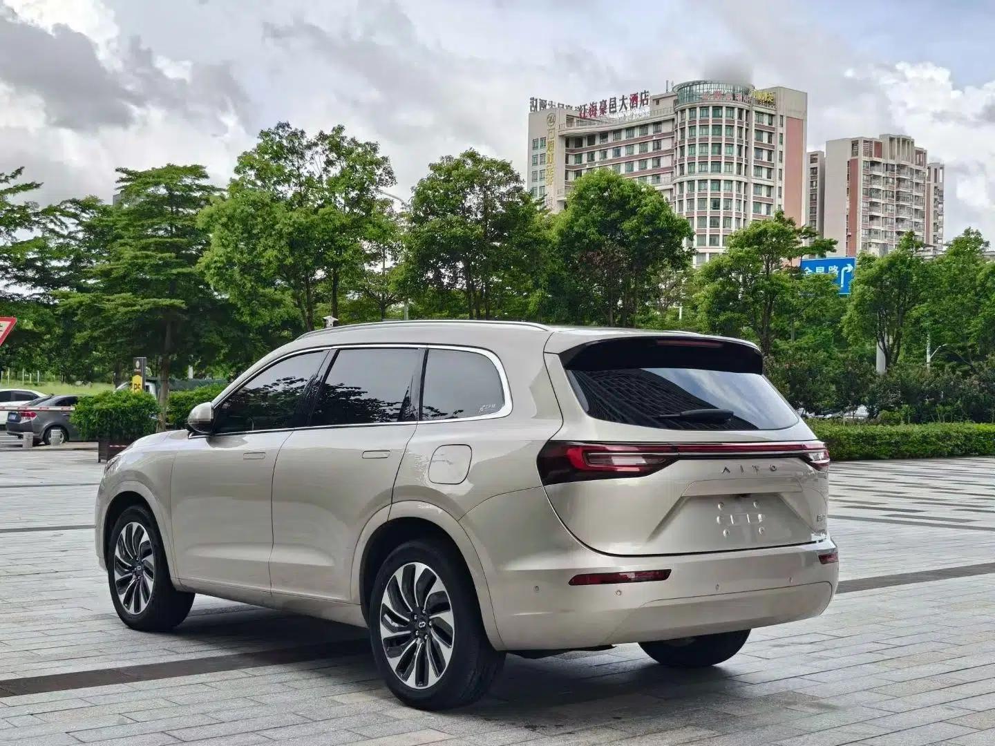 Hima AITO M7 2022 1.5T Rear-Drive Comfort Edition — миниатюра 4