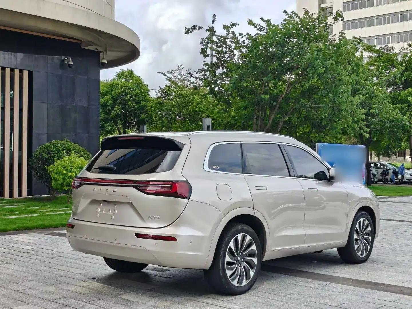 Hima AITO M7 2022 1.5T Rear-Drive Comfort Edition — миниатюра 6