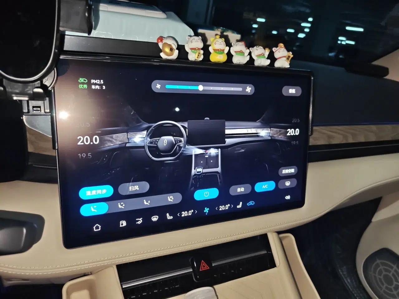 Hima AITO M7 2022 1.5T Four-Wheel Drive Luxury Edition — миниатюра 13