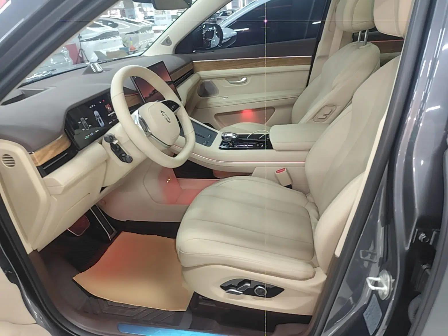 Hima AITO M7 2024 1.5T Intelligent Driving 4WD Max Edition 5 Seats — миниатюра 17