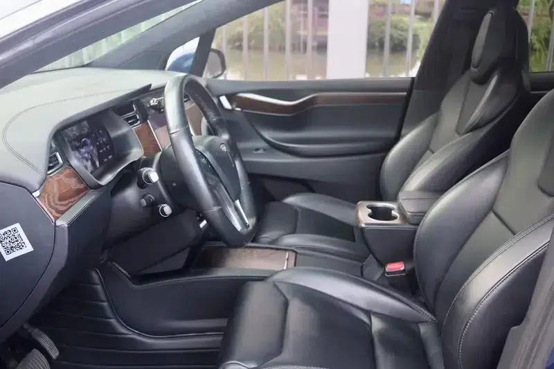 Model X 2017 100D Long Range — миниатюра 13