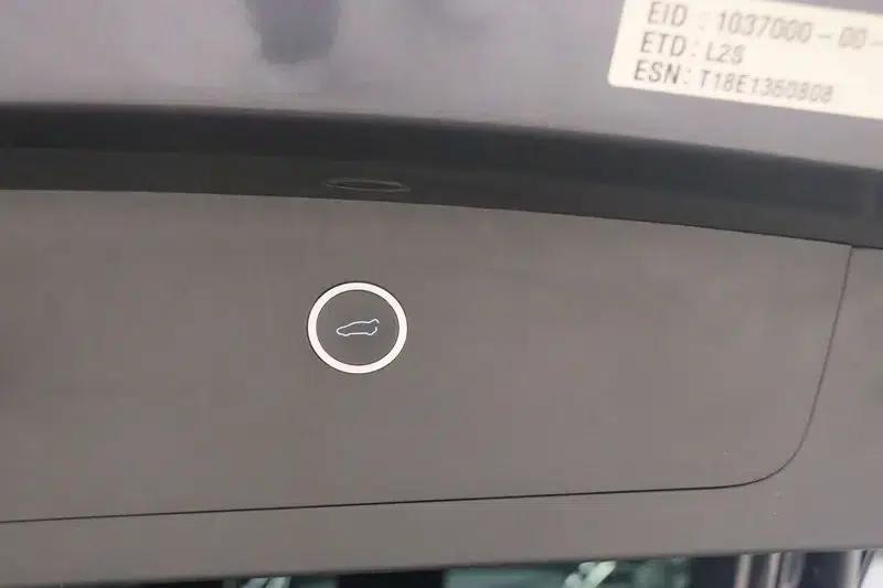 Model X 2017 100D Long Range — миниатюра 7