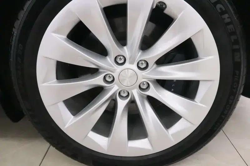 Model X 2017 100D Long Range — миниатюра 9