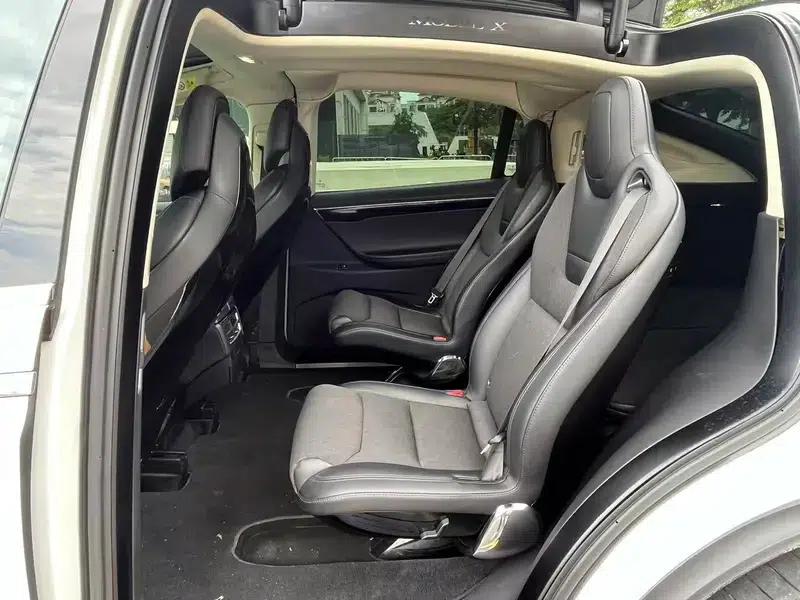 2016 Model X, AWD, 6-seater, All-electric, Parallel Import — миниатюра 21