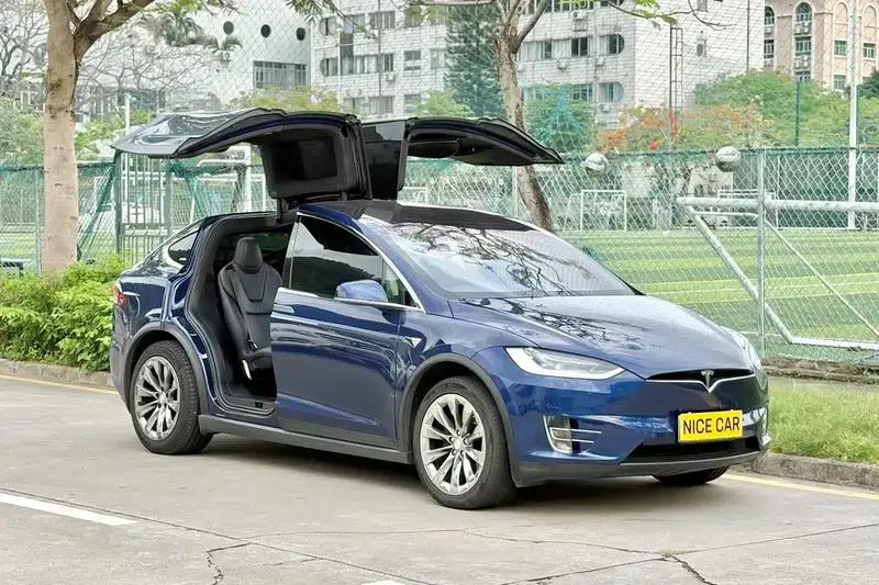 Model X 2017 100D Long Range — миниатюра 3