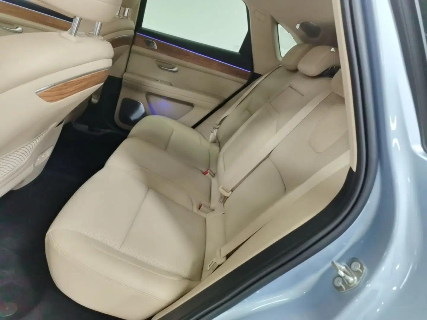 Hima AITO M5 2022 Pure Electric Rear-Drive Standard Edition — миниатюра 25