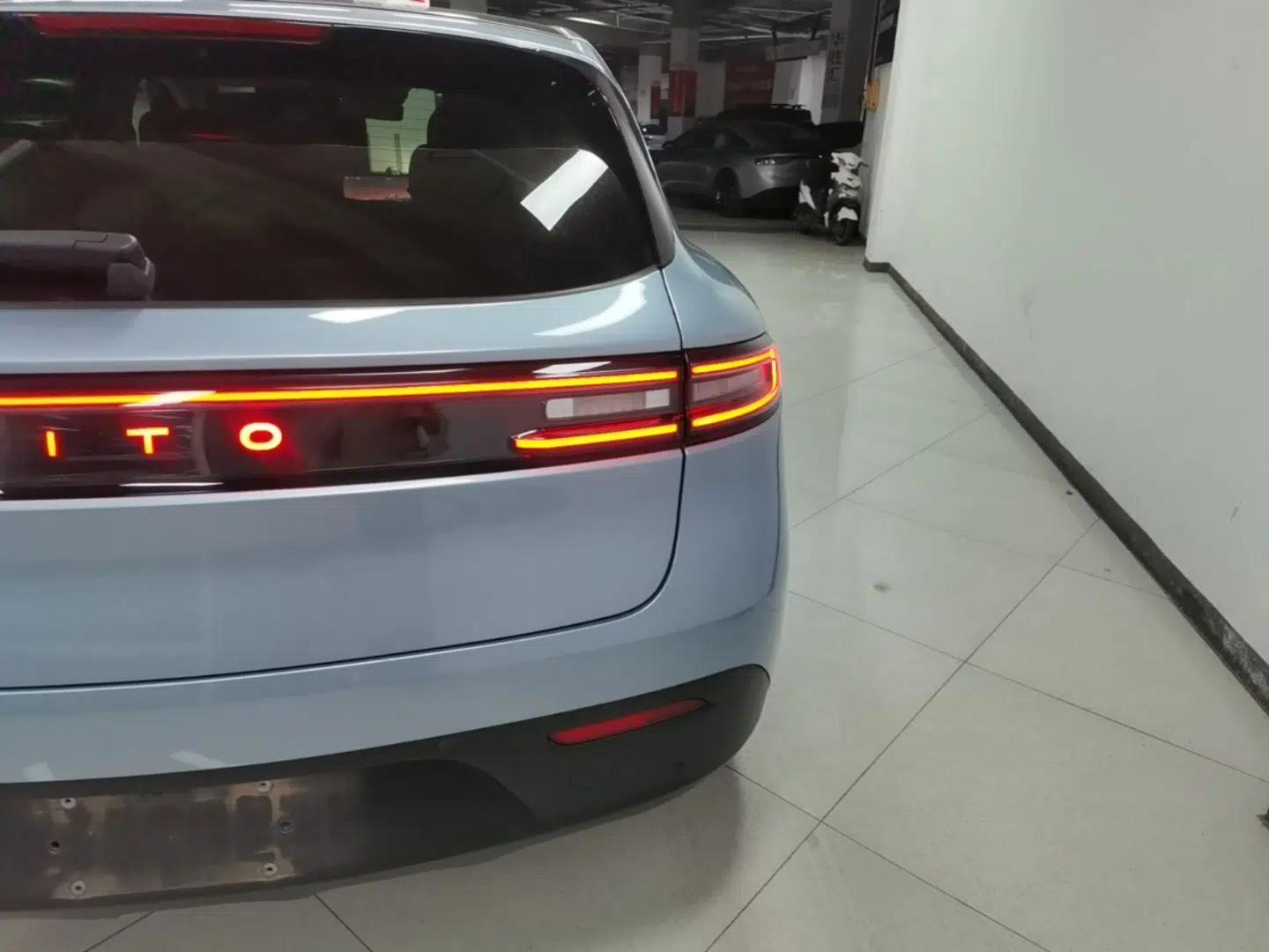 Hima AITO M5 2022 Pure Electric Rear-Drive Standard Edition — миниатюра 9