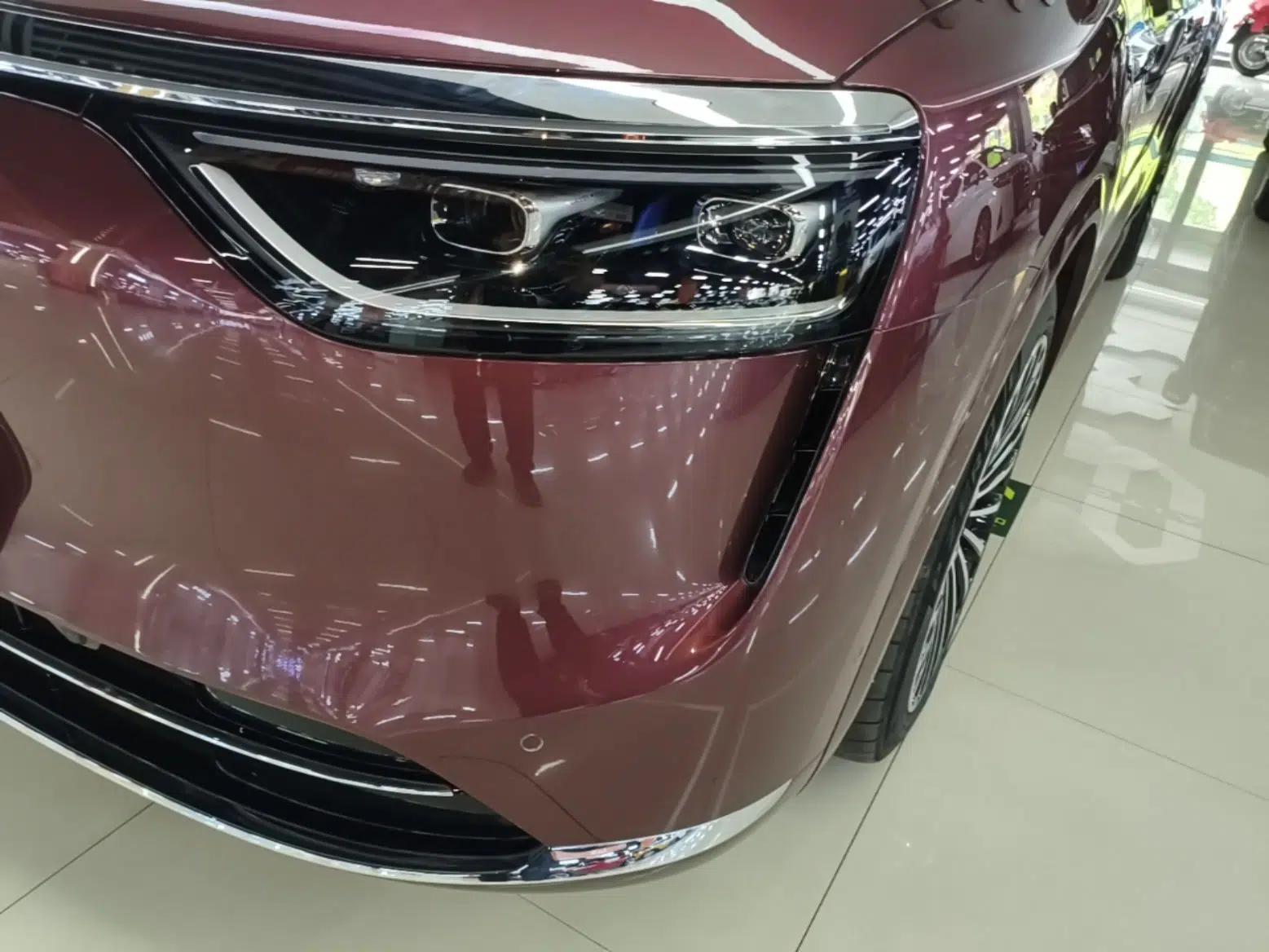 Hima AITO M8 2025 Extended-Range Ultra Version 53.4 kWh 5-Seater Edition — миниатюра 8