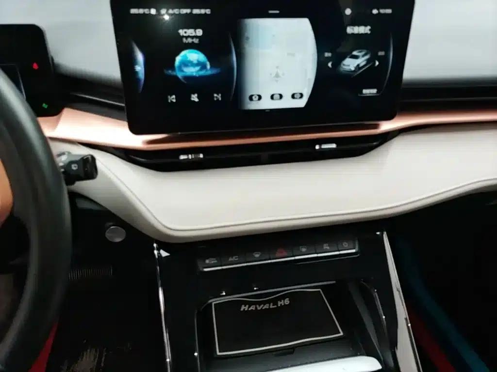 Haval H6 2021 Model, Third Generation, 2.0T Automatic Two-Wheel Drive Max — миниатюра 13