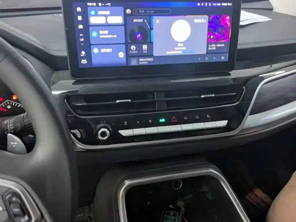 Haval H6 2023 National Trend Edition 1.5T Automatic Urban Edition — миниатюра 13