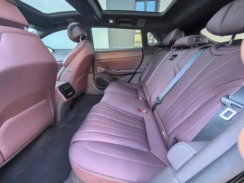 Denza Z9GT DM 2024 1100 AWD Max Edition — миниатюра 14