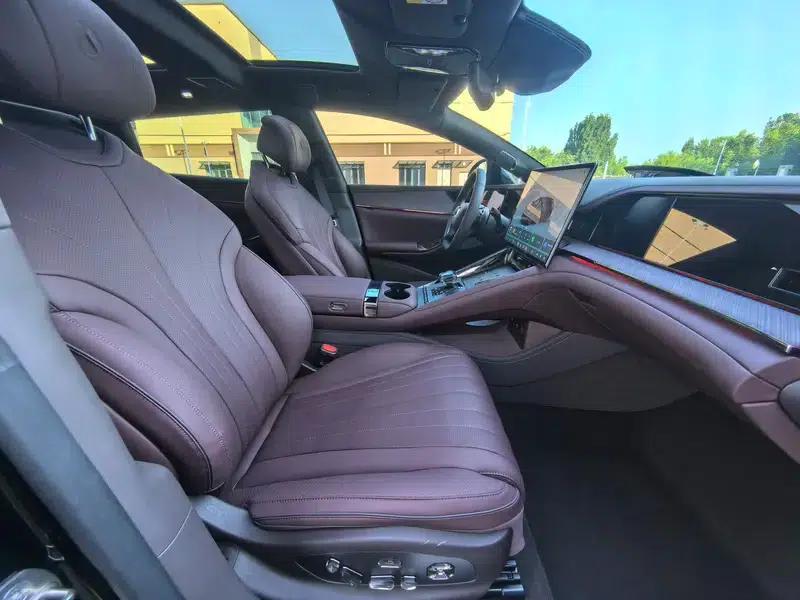 Denza Z9GT DM 2024 1100 AWD Max Edition — миниатюра 16