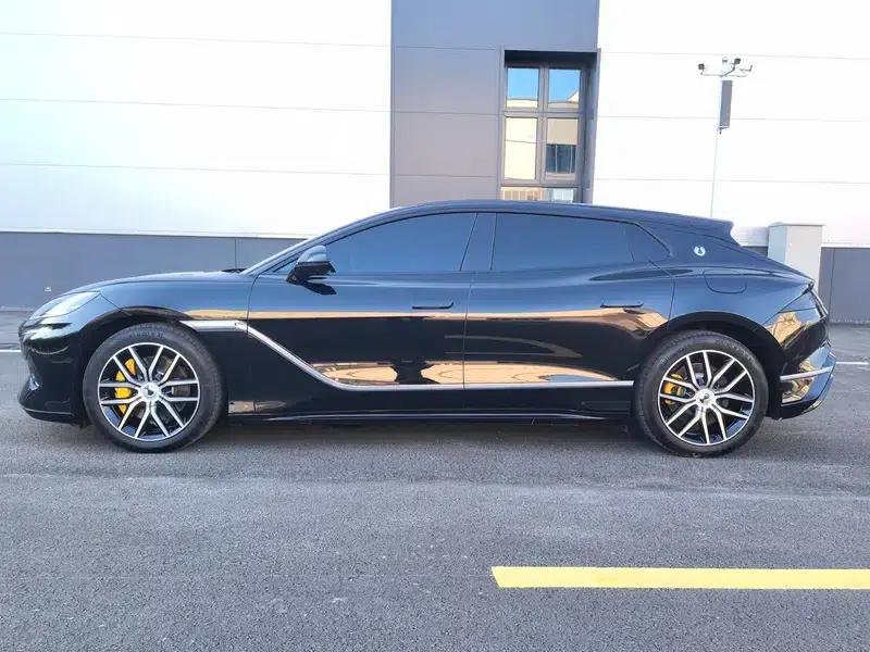 Denza Z9GT DM 2024 1100 AWD Max Edition — миниатюра 4