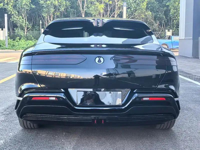 Denza Z9GT DM 2024 1100 AWD Max Edition — миниатюра 6