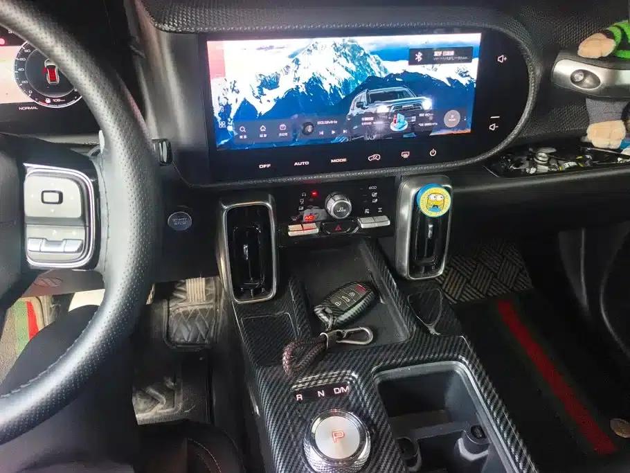 Haval Big Dog 2021 Facelift 2.0T DCT 4WD Howling Dog Edition — миниатюра 13