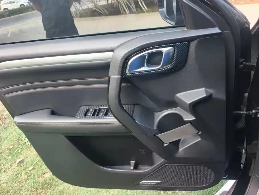 Haval Big Dog 2021 Facelift 2.0T DCT 4WD Howling Dog Edition — миниатюра 7