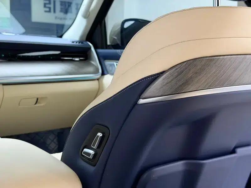 Tank 500 2022 Sport Edition, 7-Seat — миниатюра 6