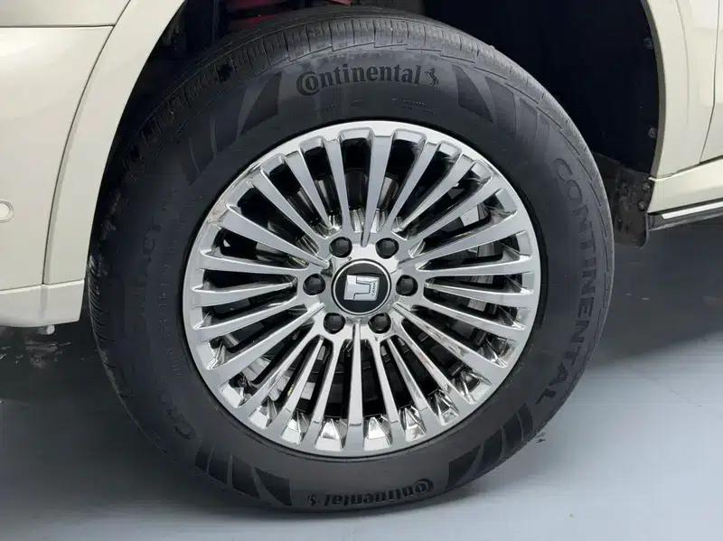 Tank 500 2022 Sport Edition, 7-Seat — миниатюра 7
