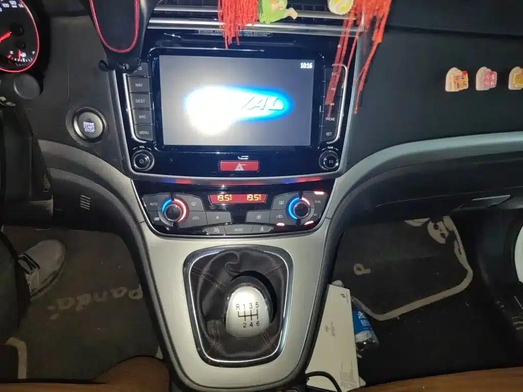 Haval M6 2017 1.5T Manual 2WD Elite — миниатюра 9