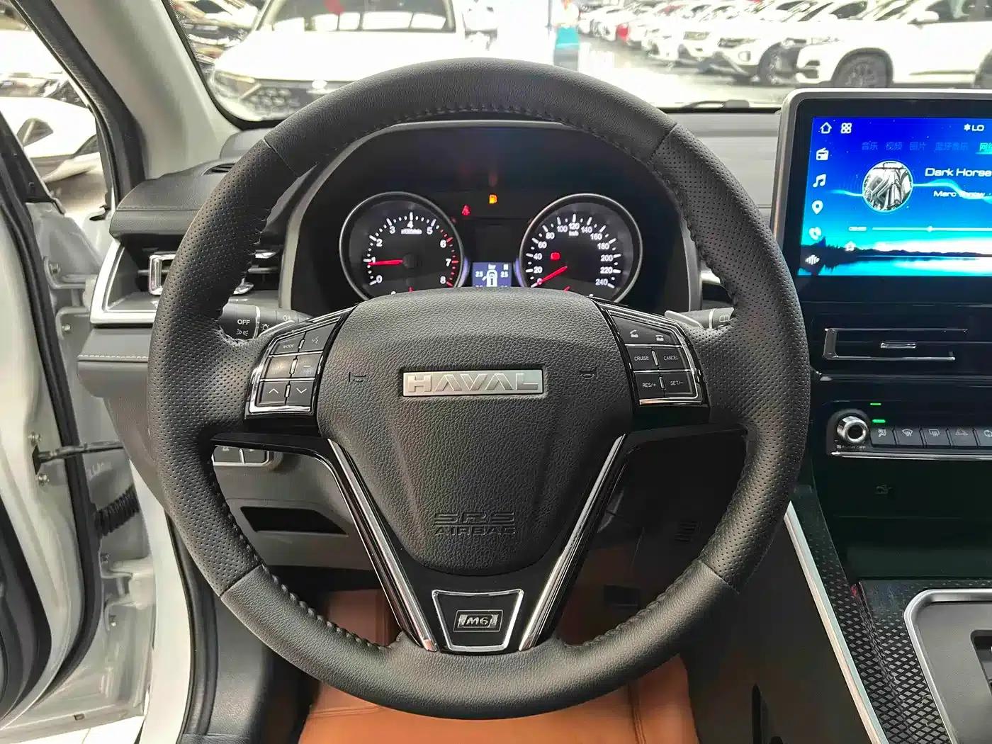 Haval M6 2023 PLUS 1.5T DCT Luxury Intelligent Connectivity Edition — миниатюра 8