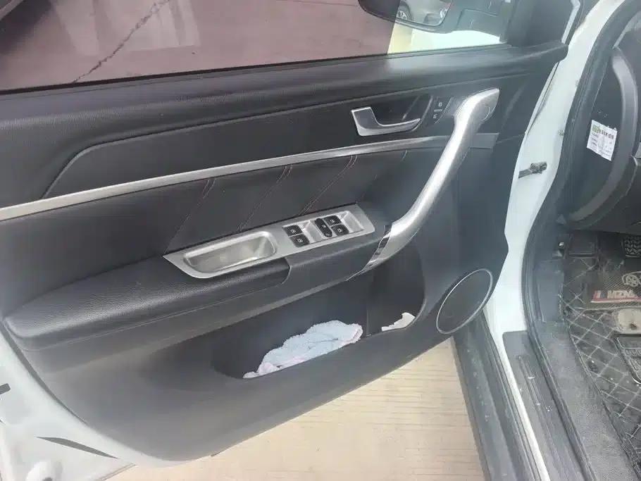 Haval M6 2019 1.5T Manual 2WD Elite (China VI Emission Standard) — миниатюра 7