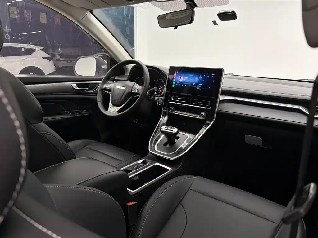 Haval M6 2021 PLUS 1.5T DCT Luxury Intelligent Connectivity Edition — миниатюра 17