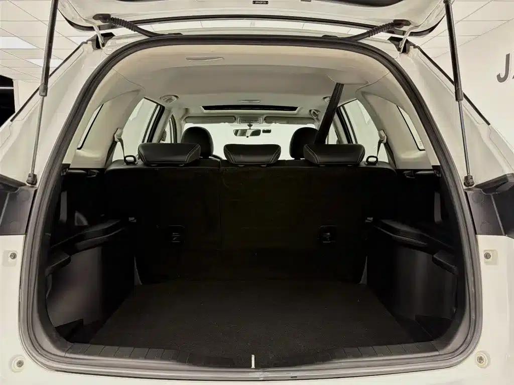 Haval M6 2021 PLUS 1.5T DCT Luxury Intelligent Connectivity Edition — миниатюра 18