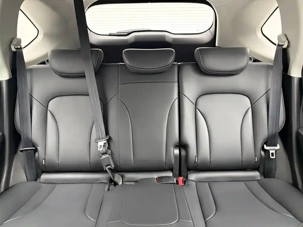 Haval M6 2021 PLUS 1.5T DCT Luxury Intelligent Connectivity Edition — миниатюра 20