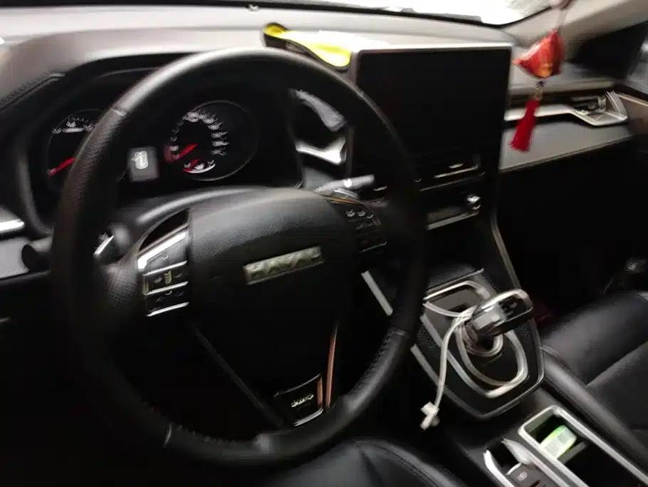 Haval M6 2023 PLUS 1.5T DCT Luxury Intelligent Connectivity Edition — миниатюра 12