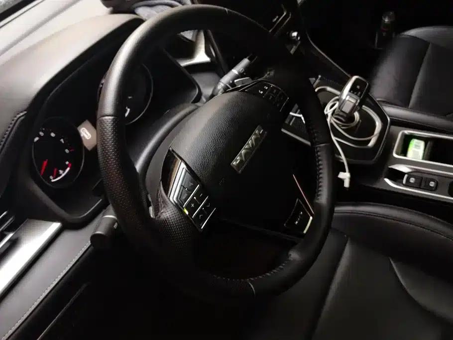 Haval M6 2023 PLUS 1.5T DCT Luxury Intelligent Connectivity Edition — миниатюра 15