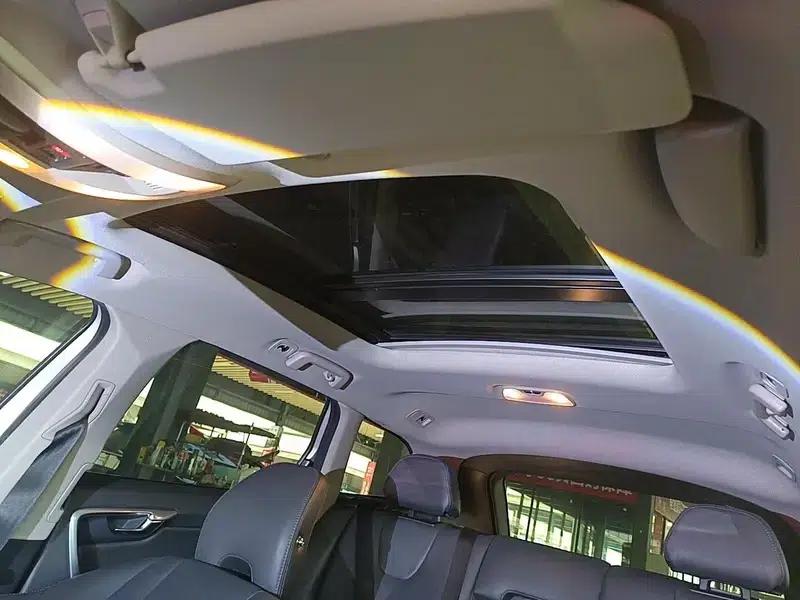 2017 Volvo XC60 T5 AWD Smart Upgrade Edition — миниатюра 15