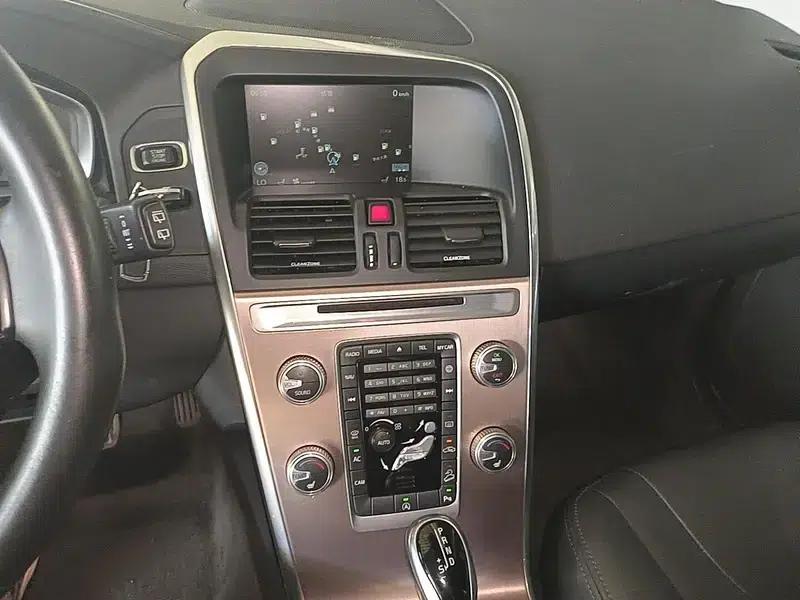 2017 Volvo XC60 T5 AWD Smart Upgrade Edition — миниатюра 9