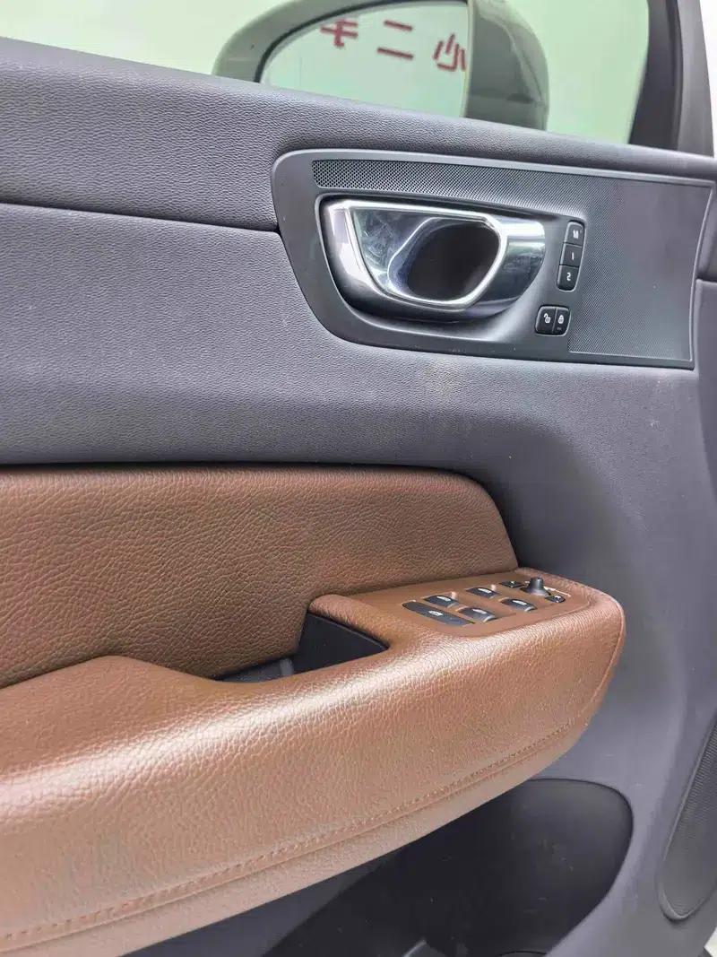Volvo XC60 2019 T5 AWD Smart Edition (China VI Emission Standard) — миниатюра 11