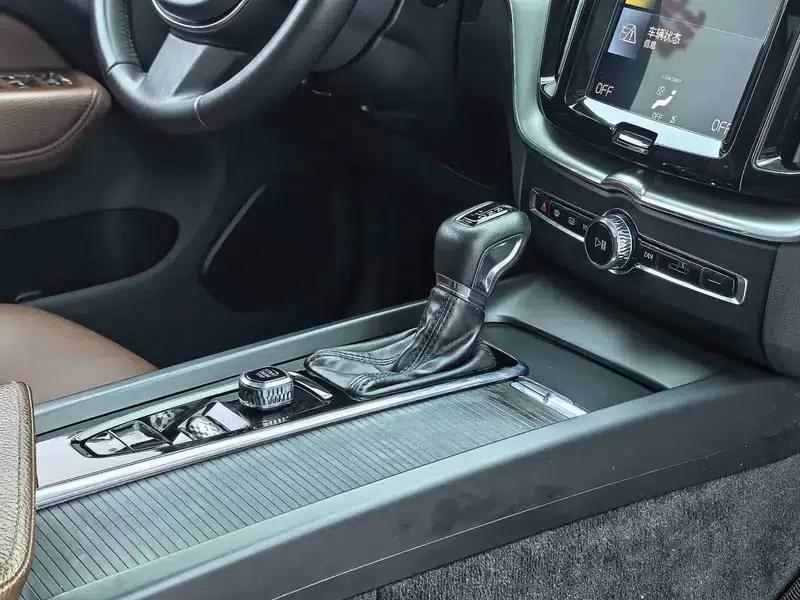 Volvo XC60 2019 T5 AWD Smart Edition (China VI Emission Standard) — миниатюра 12