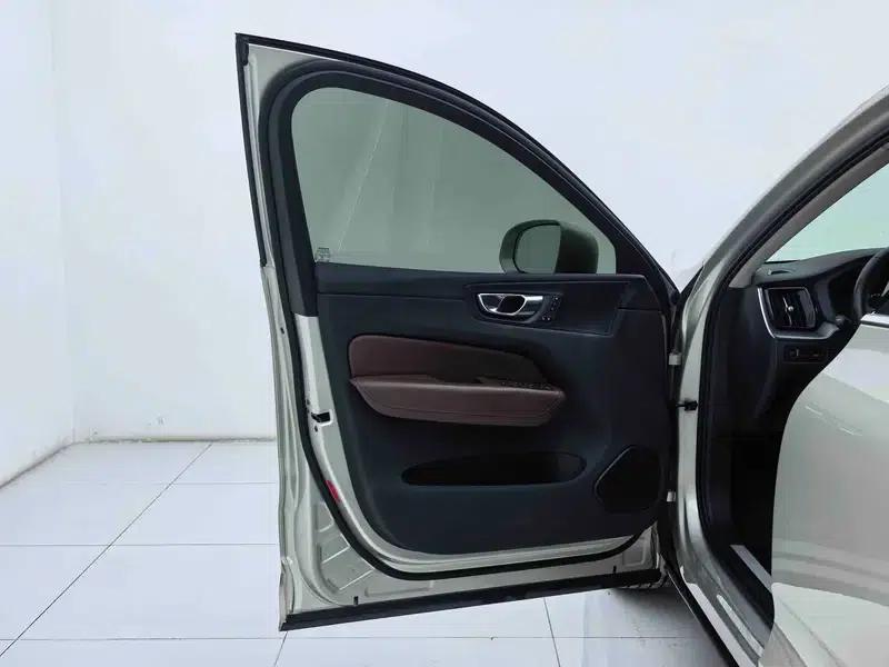 Volvo XC60 2019 T5 AWD Smart Edition (China VI Emission Standard) — миниатюра 28