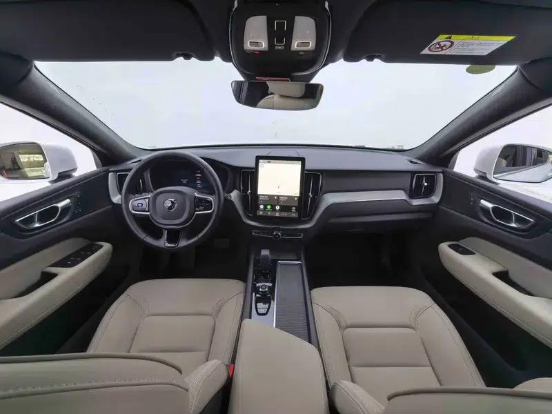 2026 Volvo XC60 B5 AWD Inscription Luxury Edition — миниатюра 15