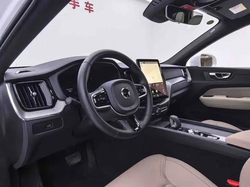 2026 Volvo XC60 B5 AWD Inscription Luxury Edition — миниатюра 19