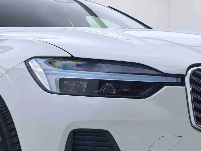 2026 Volvo XC60 B5 AWD Inscription Luxury Edition — миниатюра 8