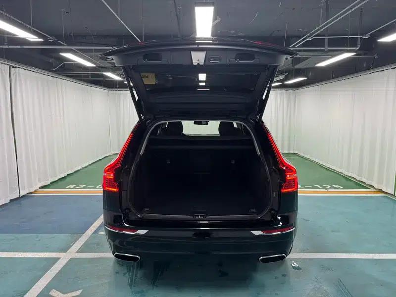 2020 Volvo XC60 T5 AWD Inscription Luxury Edition — миниатюра 20