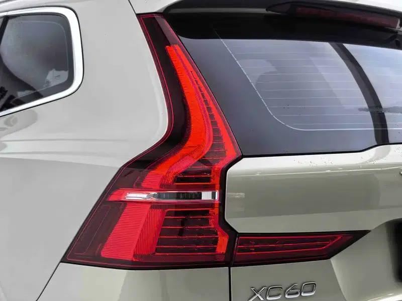 Volvo XC60 2019 T5 AWD Smart Edition (China VI Emission Standard) — миниатюра 9