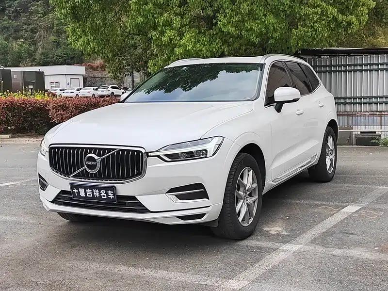 2020 Volvo XC60 T5 AWD Inscription Luxury Edition — миниатюра 1
