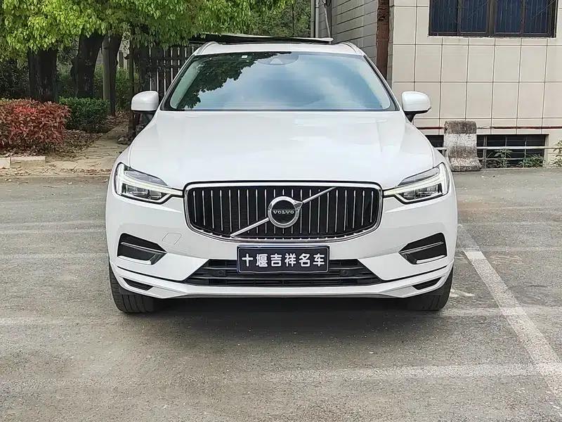 2020 Volvo XC60 T5 AWD Inscription Luxury Edition — миниатюра 2