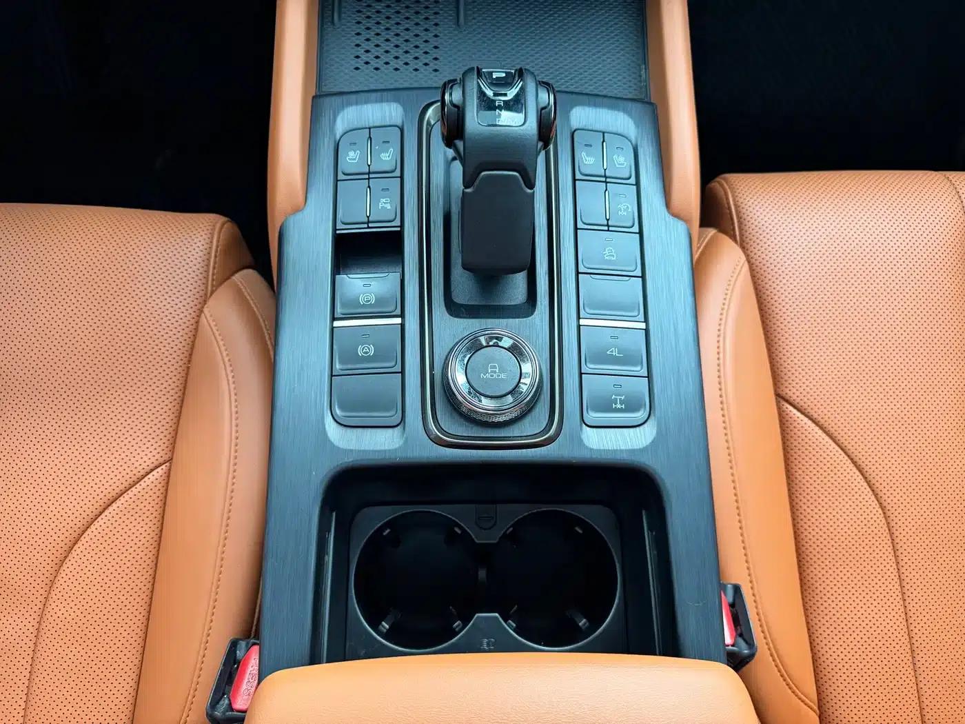 Haval H9 2024 2.0T Gasoline 4WD Ultimate Edition — миниатюра 9