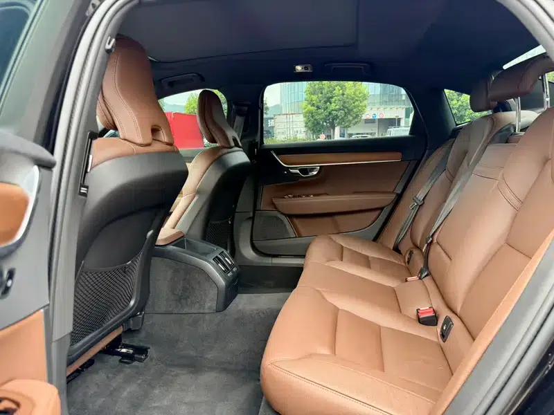 2021 Volvo S90 B5 Smart Luxury Edition — миниатюра 17