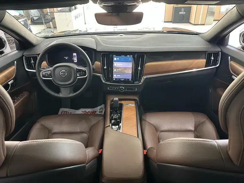 2022 Volvo S90 B5 Smart Luxury Edition — миниатюра 7