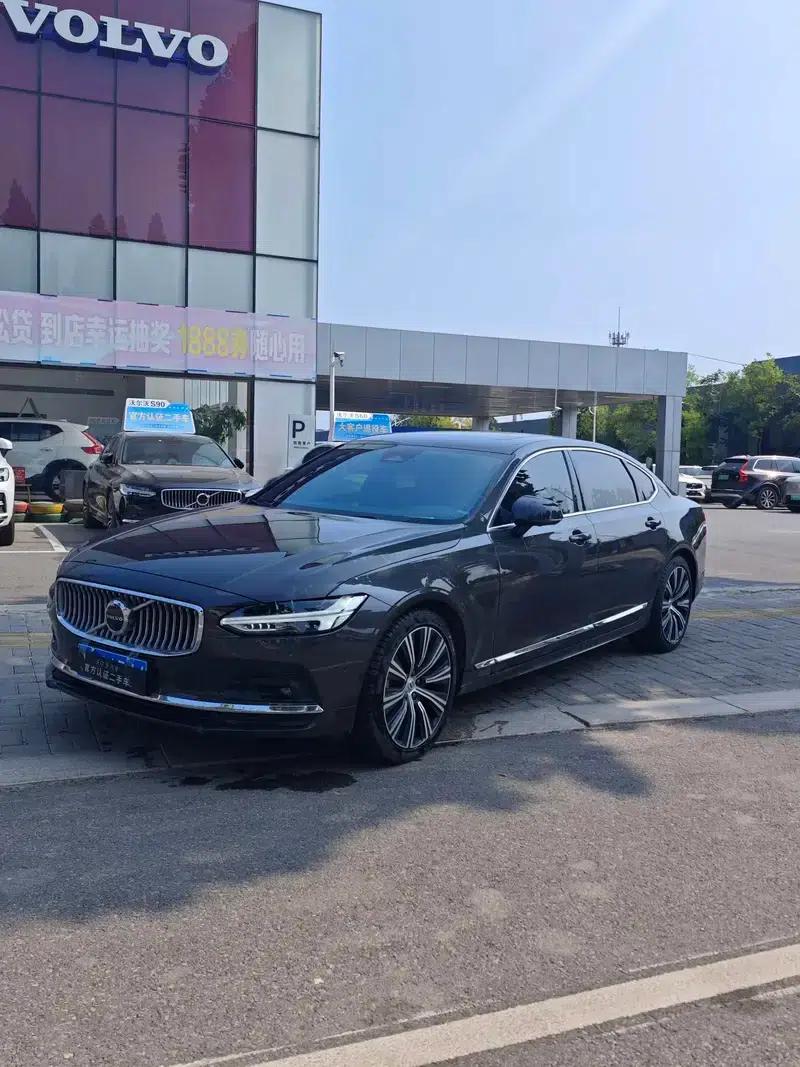 2025 Volvo S90 B5 Smart Luxury Edition — миниатюра 1