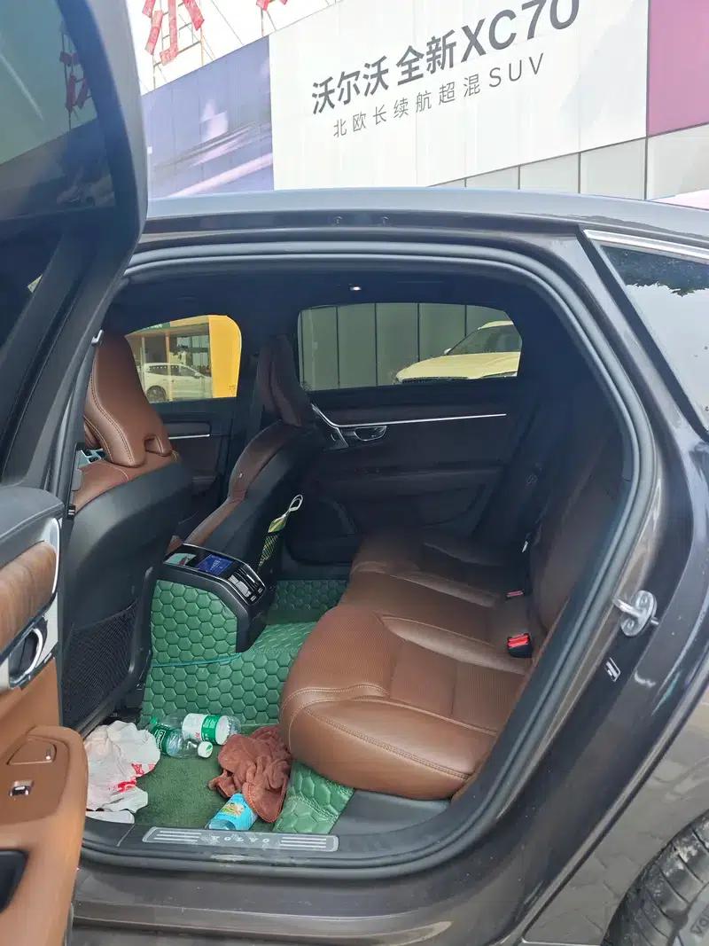 2025 Volvo S90 B5 Smart Luxury Edition — миниатюра 22