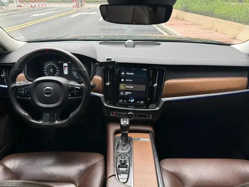 2020 Volvo S90 T5 Inscription Luxury Edition — миниатюра 7